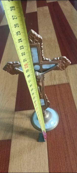 Crucifix, Bronz și Sidef