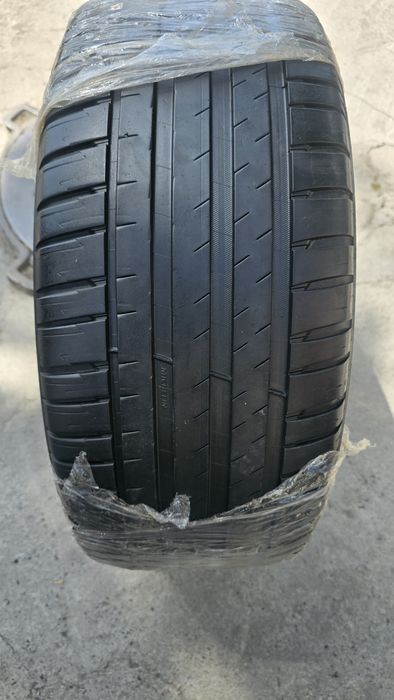 245/45/R20 Michelin pilot sport ev