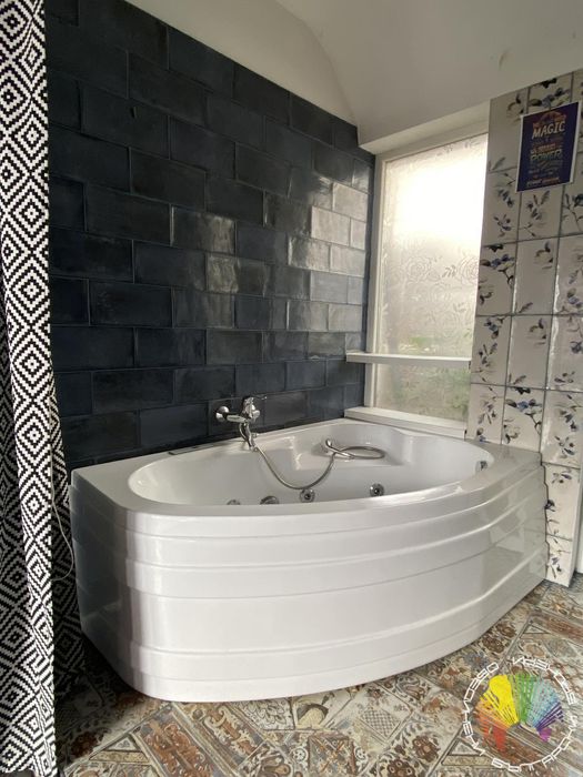 Дава се под наем Тристаен апартамент в Бургас, Възраждане - 115 кв.м за 561 € - Снимка #4