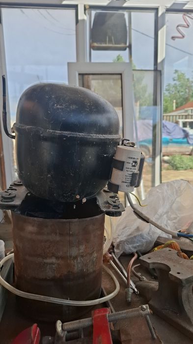 Продам компрессор от холодильника б/у