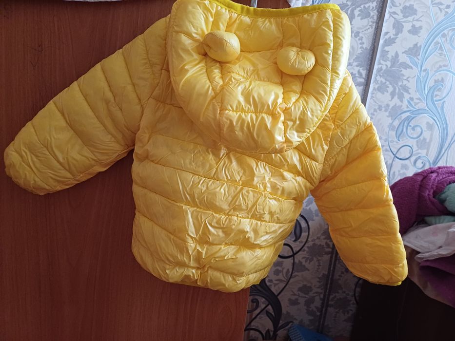 Продаётся куртка весна/осень