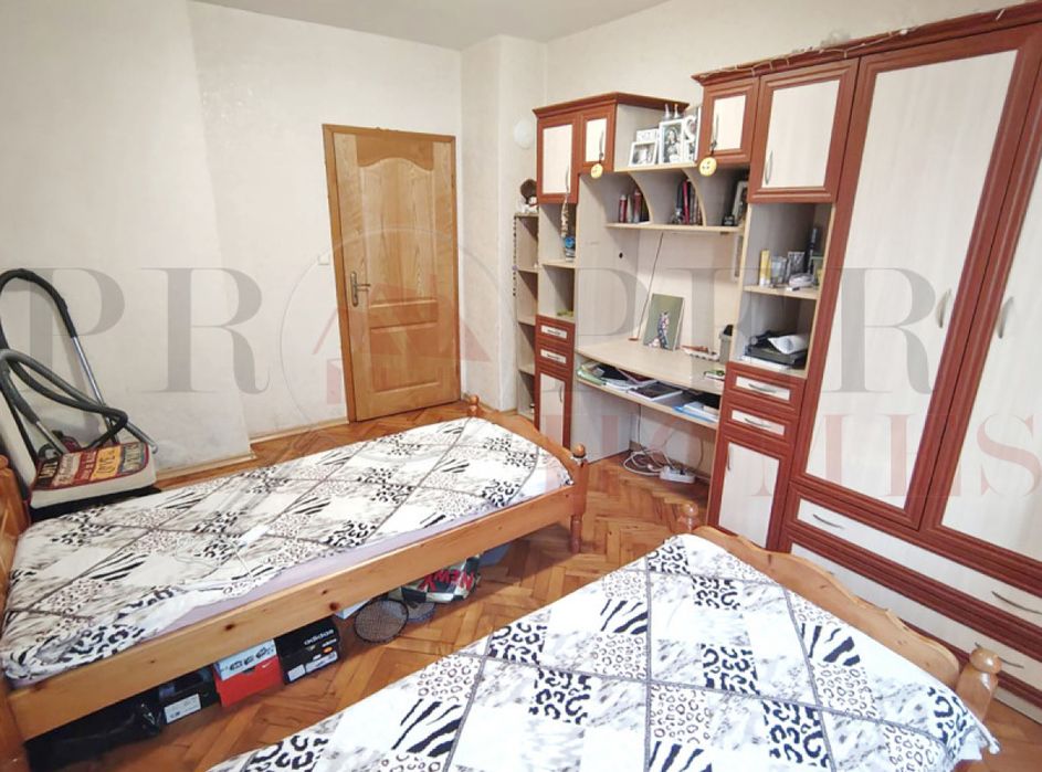 Продава се Тристаен апартамент в Велико Търново, Колю Фичето - 85 кв.м за 1565 €/кв.м - Снимка #8