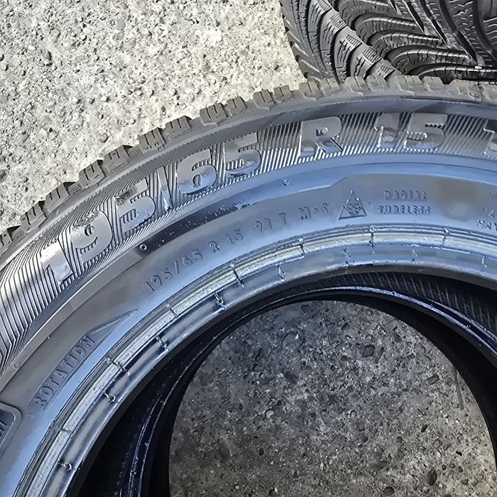 2x 195/65/15 M+S SEMPERIT Stare impecabila