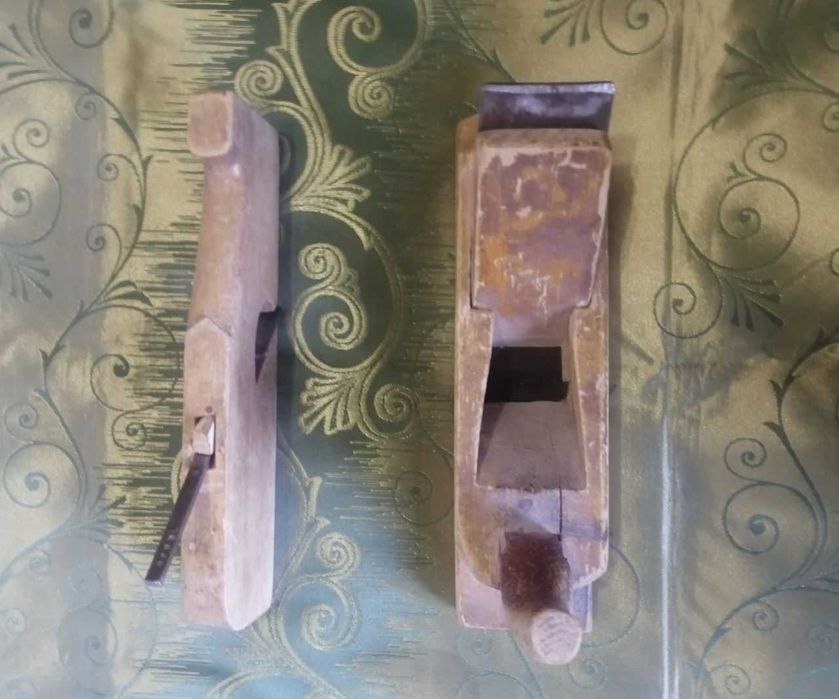 Продам рубанки сделано в СССР смотрите фото.