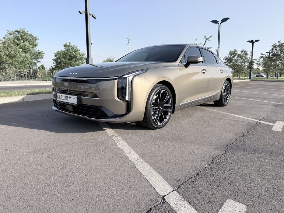 Продаю свою KIA K8 Premium AWD