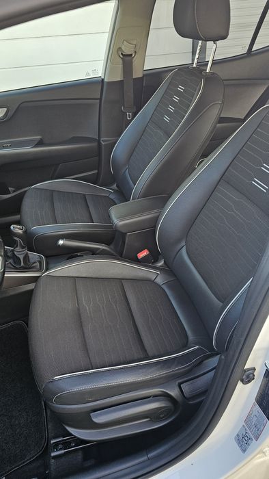 KIA Stonic 2021 — imagine 5