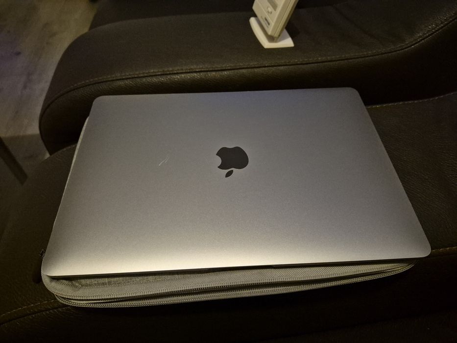 Apple Macbook Air (M1, 2020)