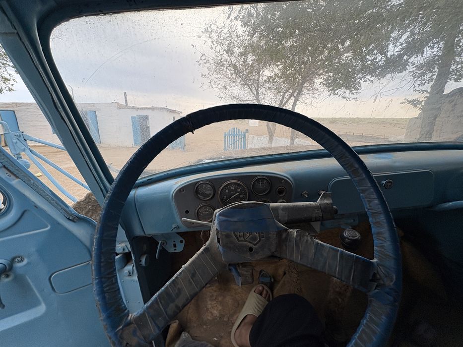 Gaz 52 sotiladi arzon