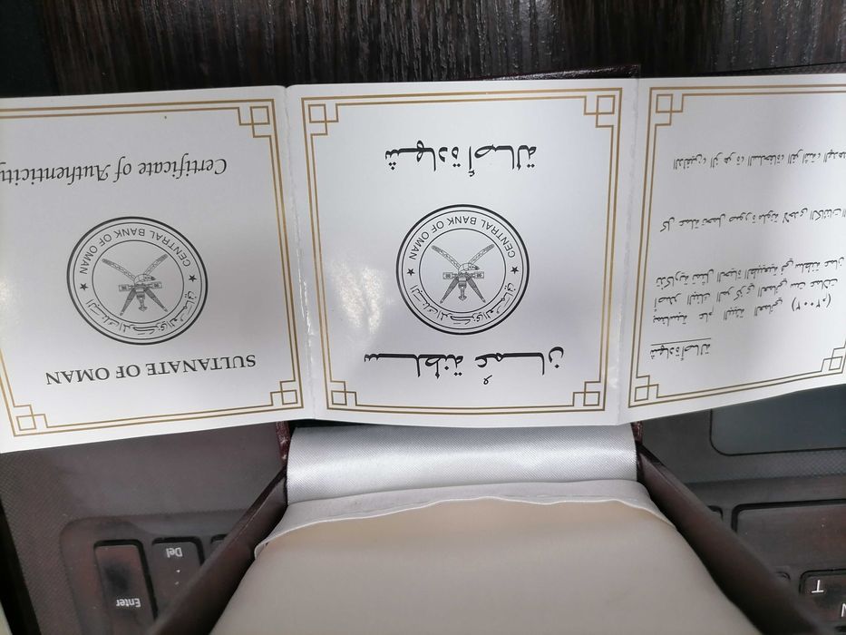 Монета серебро Oman 2002