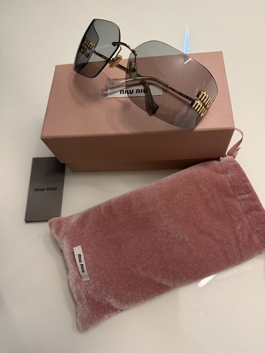 Слънчеви очила Miu miu оригинални