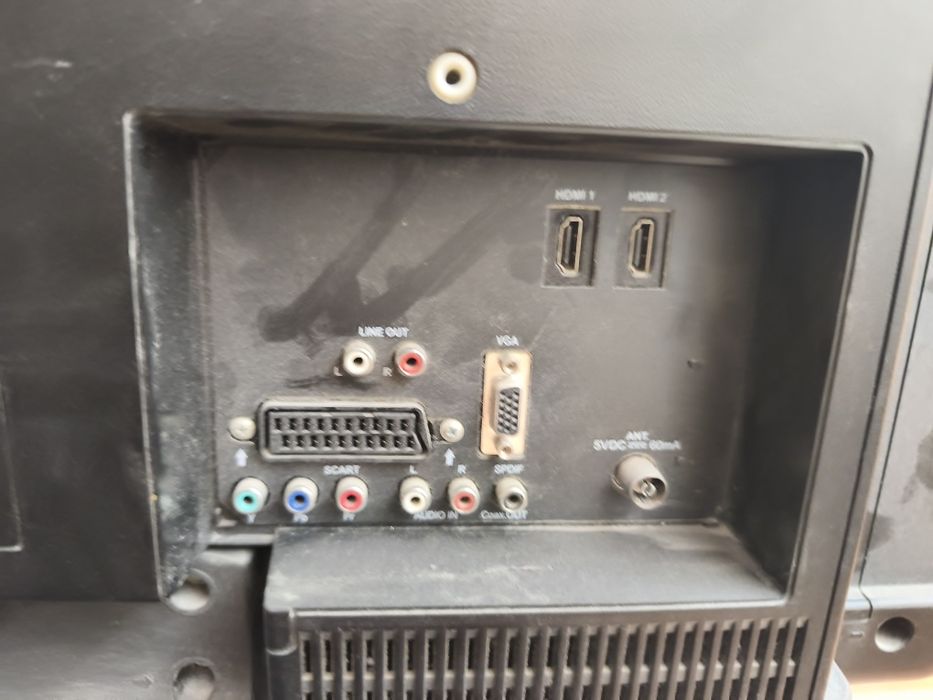 LCD телевизор марка Telefunken