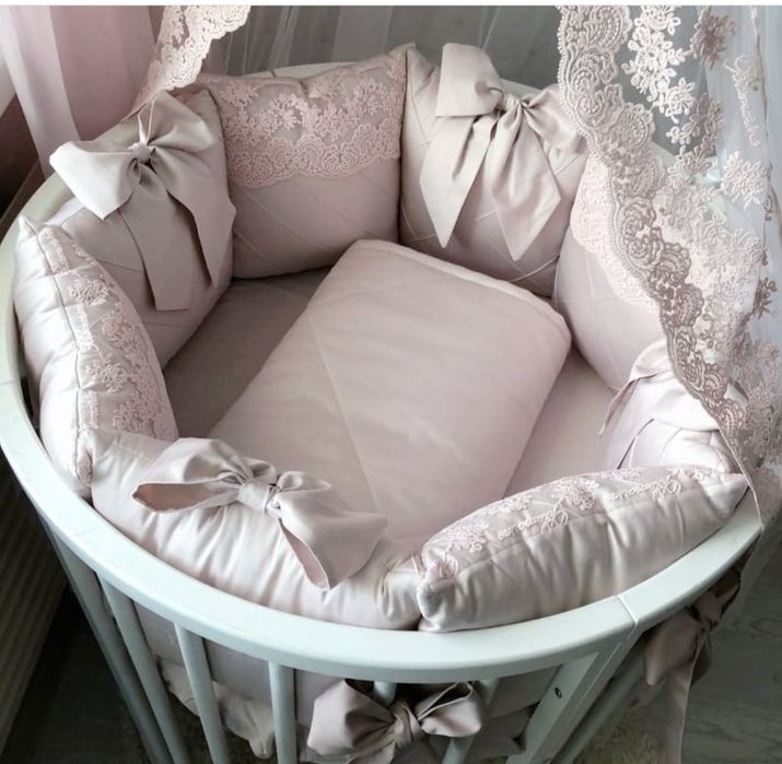 Продам бортики в кроватку