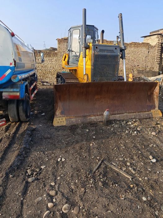 Продаётся бульдозер гусеничный TY160