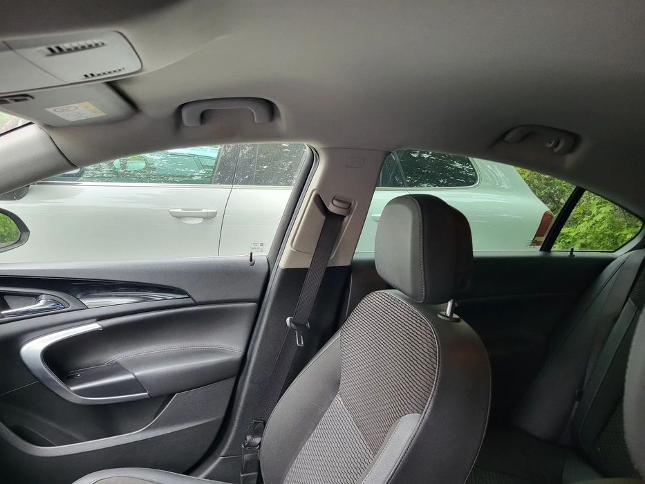 Opel Insignia Opel Insignia Limousine NB | 1.6 CDTI – 136 CP | Albastru Metalizat