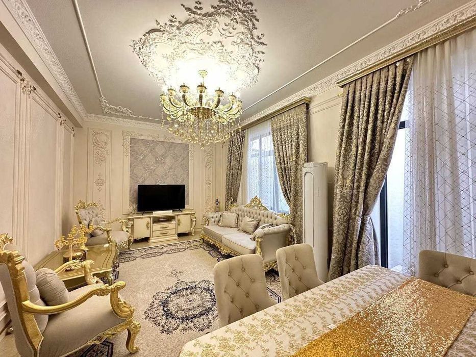 Центр Луначарского 2.4 сотки Евро ремонтом мебелью техникой !