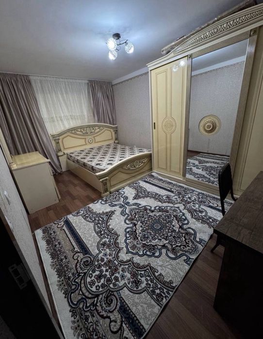 Яккасарай трёхкомнатная квартира Саламатина первый этаж