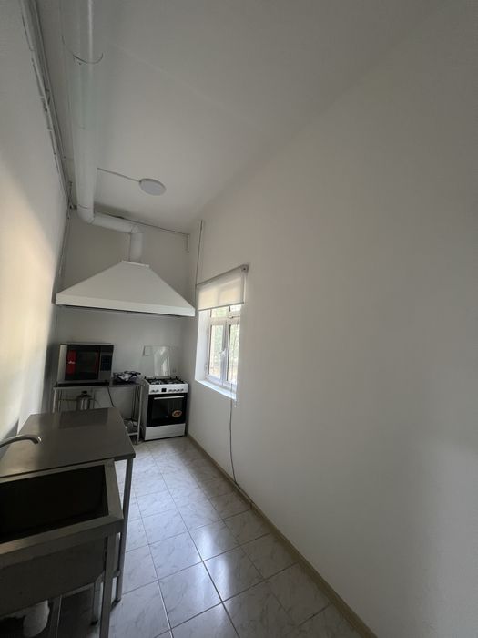 Сдется, Шота Руставели, первая линия