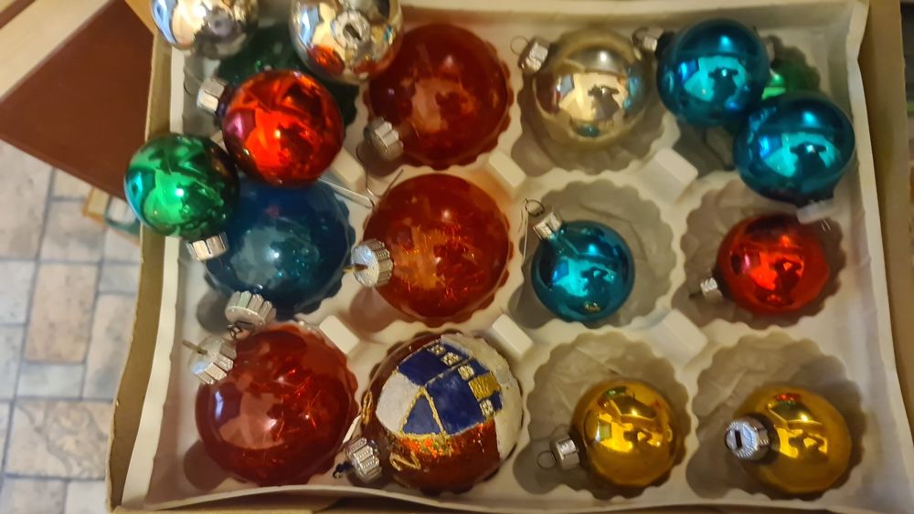 Продам Елочные игрушки