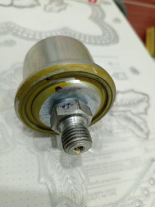 Датчик давления масла