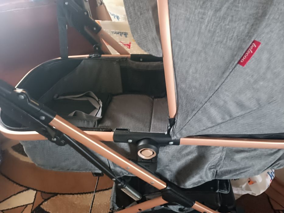 Продам коляску , зима лето