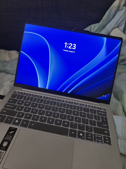 Laptop Lenovo IdeaPad 13.3", 16GB RAM, 1TB SSD, Ryzen 5 - GARANTIE 2027