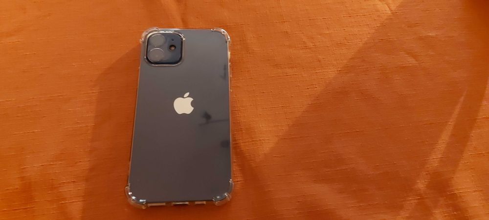 I phone 12 128gb.