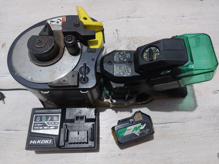 Masina indoit fier etriere hikoki vb3616da