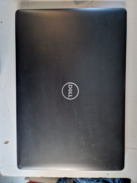 Laptop Dell, i5 10th gen, 8gb DDR4, GeForce MX230 2gb, 256gb ssd