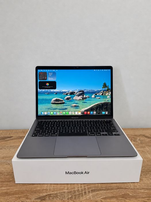 MacBook Air M1 – 16GB RAM / 256GB SSD – Baterie 92%