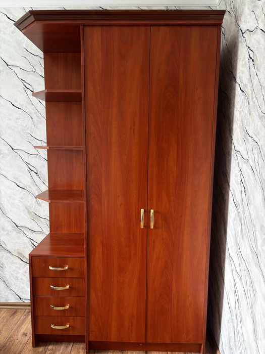 Продам шкаф 15 тыс