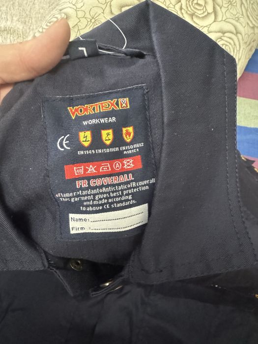 Продам срочно спецодежду