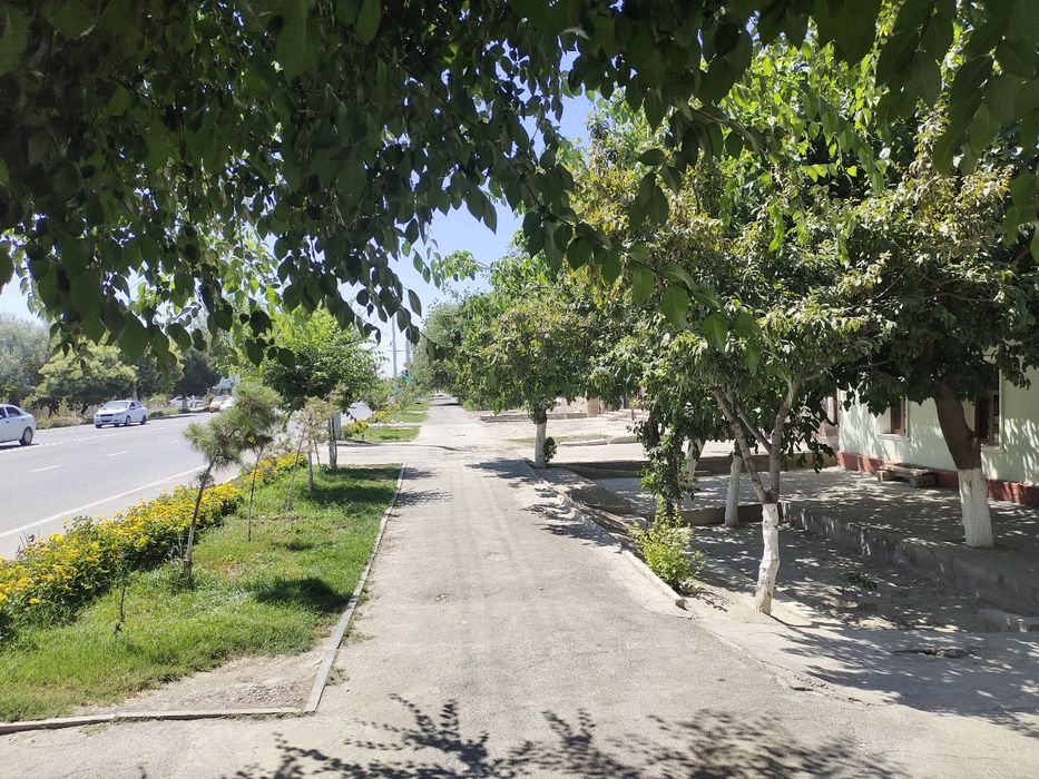 Eski shaharda hovli sotiladi