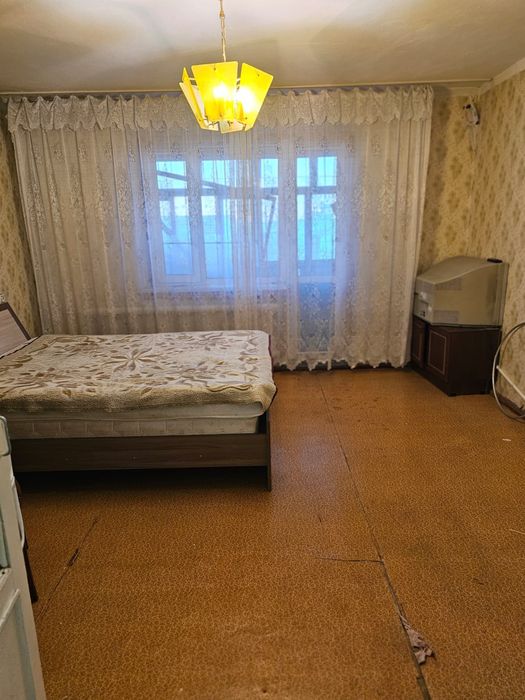 Продам 4 комнатную квартиру 5а