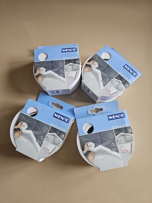 Bandă autoadezivă pentru etanșare baie WENKO – 3,5 m x 5 cm – Nouă