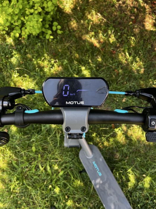 vand trotineta motus t10 max