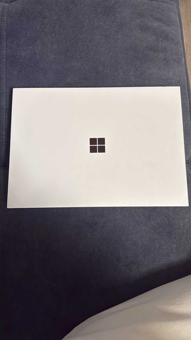 Microsoft Surface Pro 12 512 GB Platinium Nou Sigilat! DOAR WHATSAPP