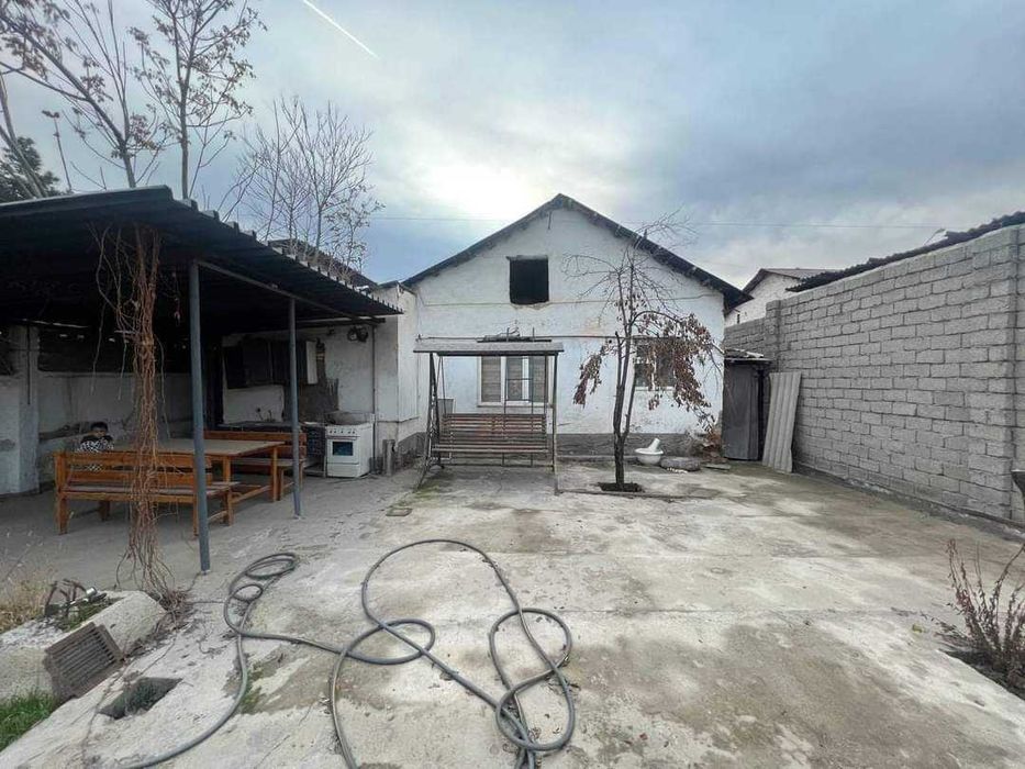 ул.М.Ашрафи (Ж/Д Переезд) Дом 3,4сот 3ком 70м2 Фасад 12,5м