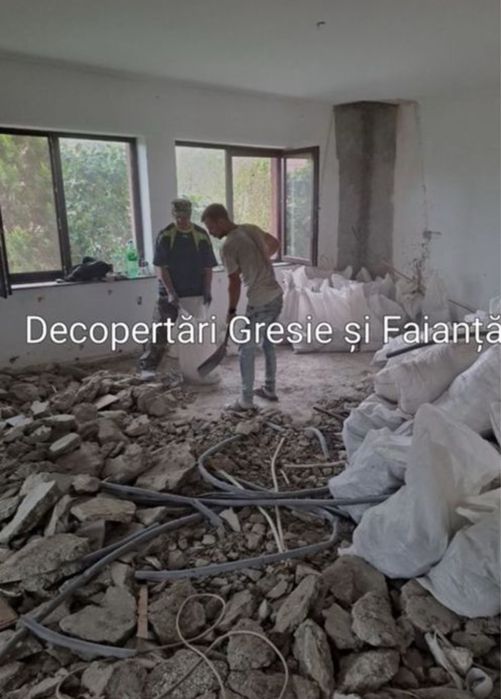 Transport Moloz Gunoi nisip piatra Decopertam gresie demolari