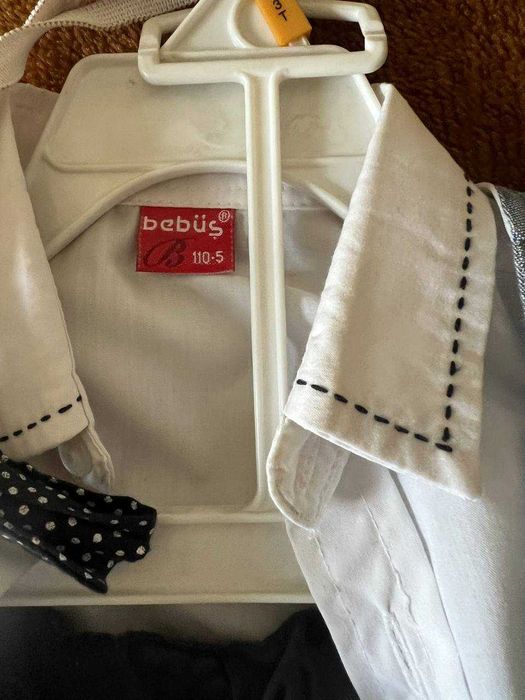 Продам Костюм Тройка для Мальчика