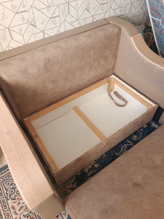 Кресло раздвигающее