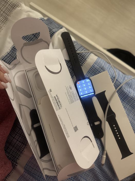 Apple watch 11  часы  продаю