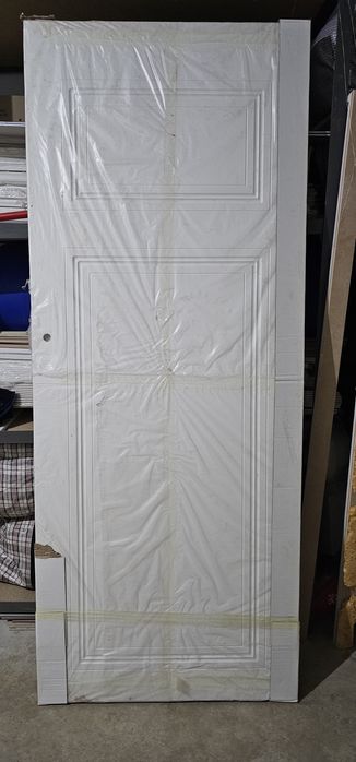 Продам двери межкомнатные новые
