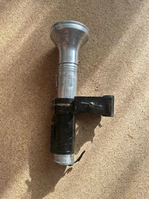 Стойка за прожектор за успоредка
Цена 20 лв