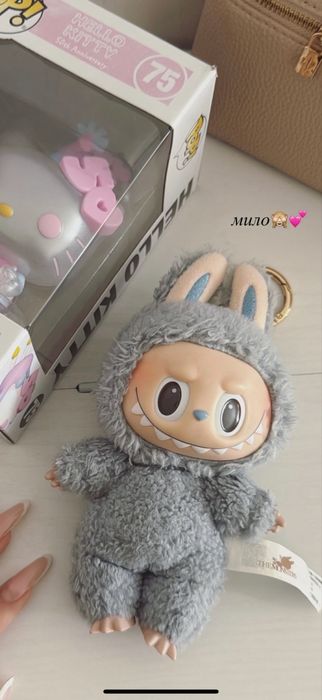 Лабубу оригинал.