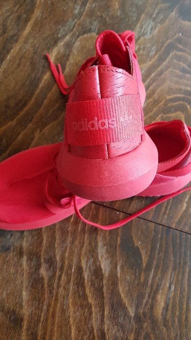 Маратонки adidas