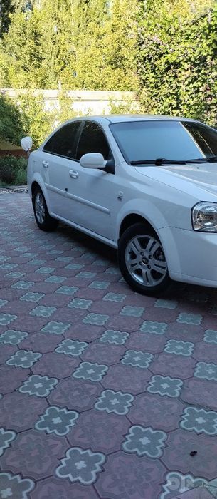 Lasetti sotladi mowin zor