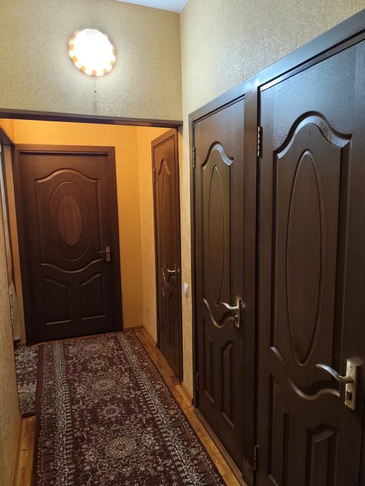 Продаётся 4 комнатная кв Французская постройка (м/в 40-пабеда кв-1 )