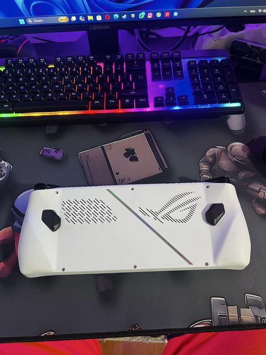 Vand consola asus rog ally z1 extreme impecabila