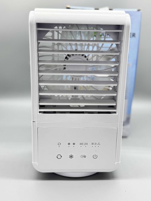 Преносим мини въздушен охладител 1000 ml с 3 скорости, USB-C захранване, таймер и 7-цветна LED светлина