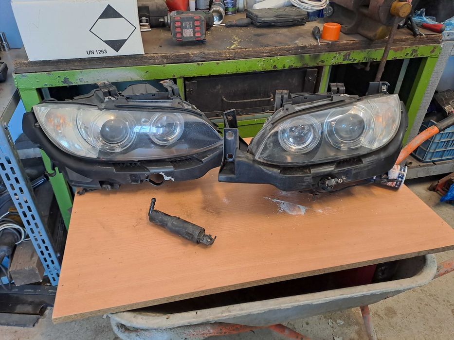 Far stanga dreapta faruri Bmw Seria 3 E90 E92 E93 Coupe cabrio Xenon